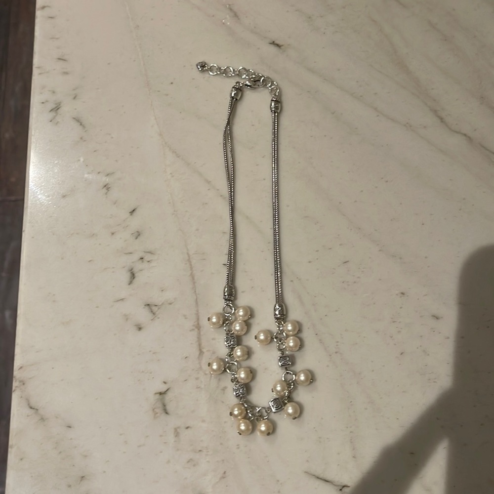 Brighton silver necklace w pearls.